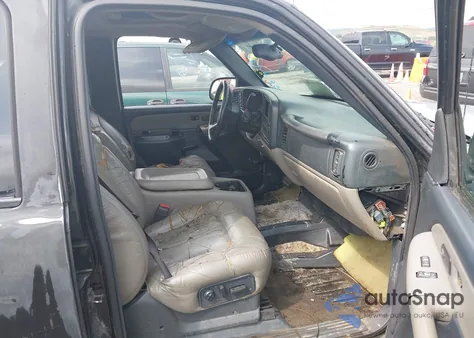 2000 Chevrolet Tahoe All New Lt из США, поврежденный, VIN 1GNEK13T0YJ116422